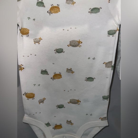 Carters onsie and pants - Picture 3 of 4